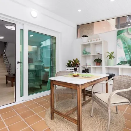 Tinajas No.6 Corralejo