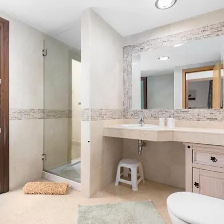 Tinajas No.6 Villa *